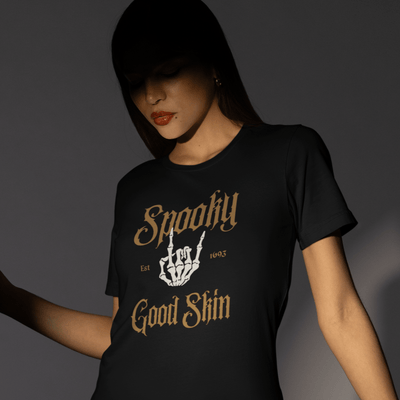 ButFirstSkin Spooky Good Skin Halloween T-Shirt S